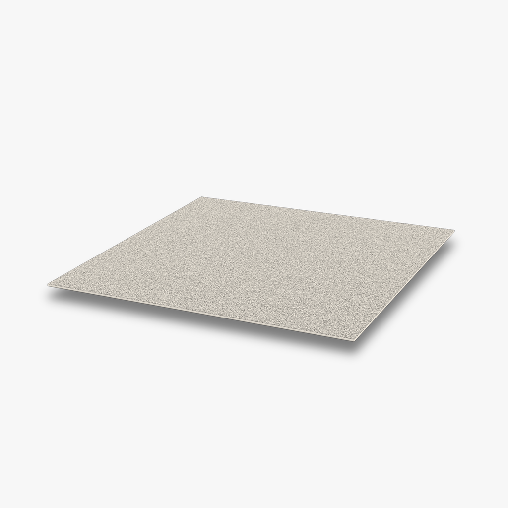 Detail der rauen Quarzsand-Oberfläche auf einer grauen Glasfaser-Bodenplatte zum optimalen Schutz vor Nässe, Eis und Öl.